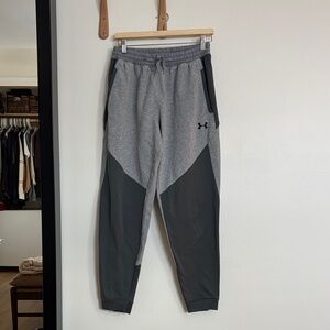 Under Armour Men's Two-Tone Gray Joggers